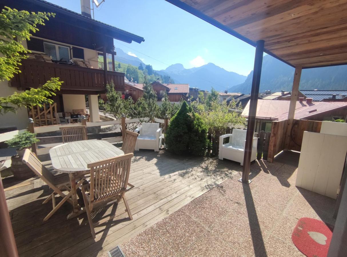 Apartamento La Tana Dell'Orso Campitello di Fassa Exterior foto