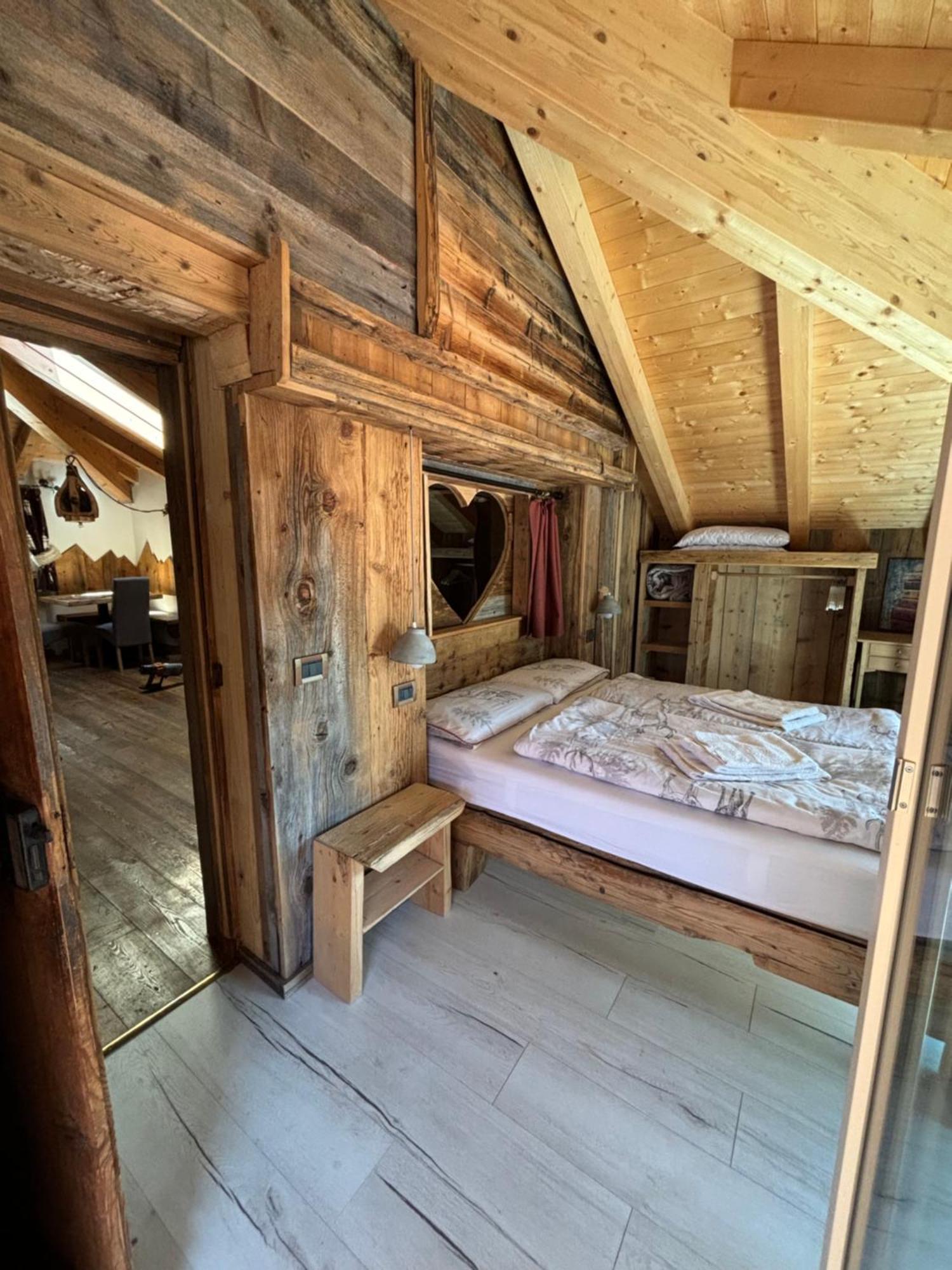 Apartamento La Tana Dell'Orso Campitello di Fassa Exterior foto